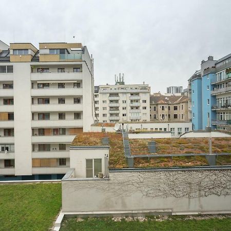 Spacious With Balcony Viena Exterior foto