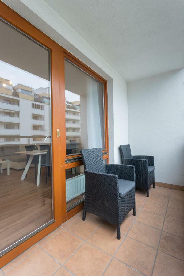 Spacious With Balcony Apartamento Viena Exterior foto